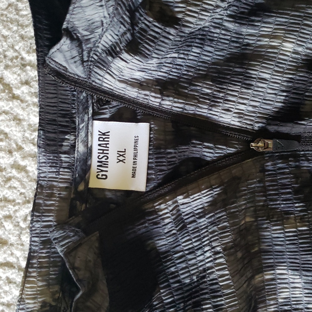 NWOT Gymshark Elevate Woven Lightweight Full Zip Jacket in Coin Grey Spray Dye - Picture 9 of 16